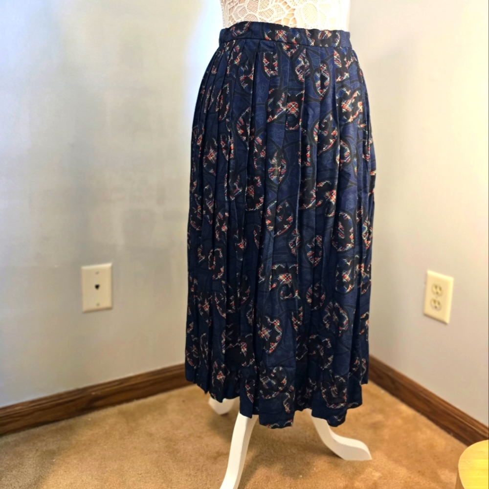 Women's Patterned Blue Skirt Size 10